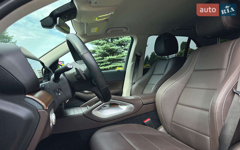 Mercedes-Benz GLE-Class 2021