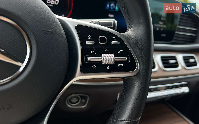 Mercedes-Benz GLE-Class 2021