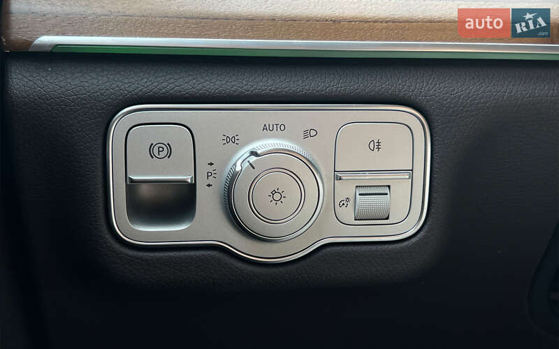 Mercedes-Benz GLE-Class 2021