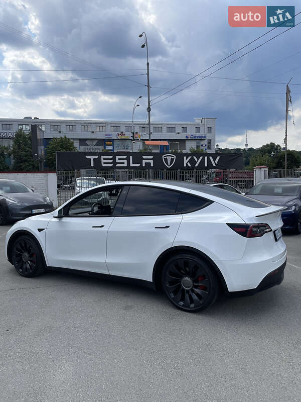 Tesla-4