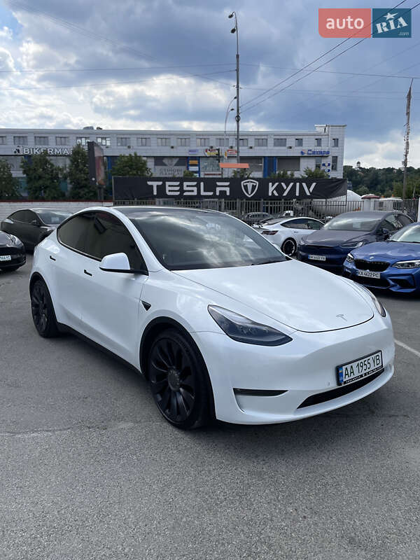 Tesla-10