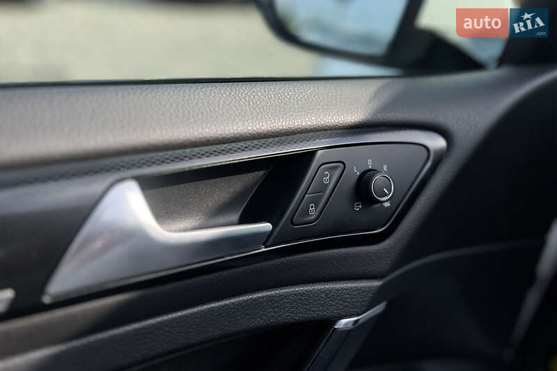 Volkswagen Golf 2013