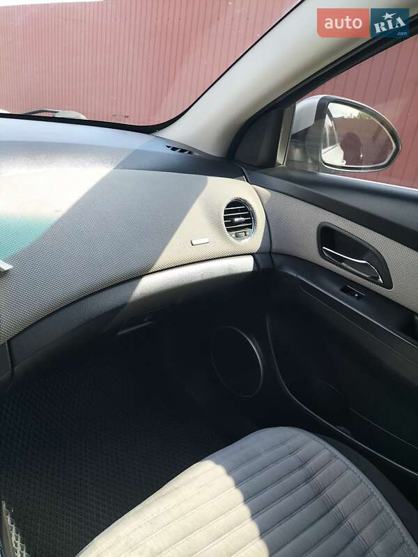 Chevrolet Cruze 2010