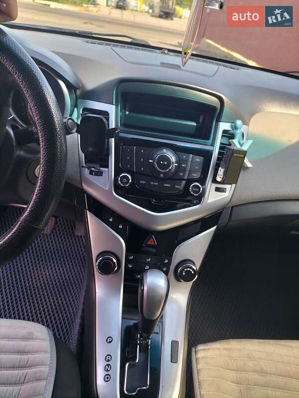 Chevrolet Cruze 2010