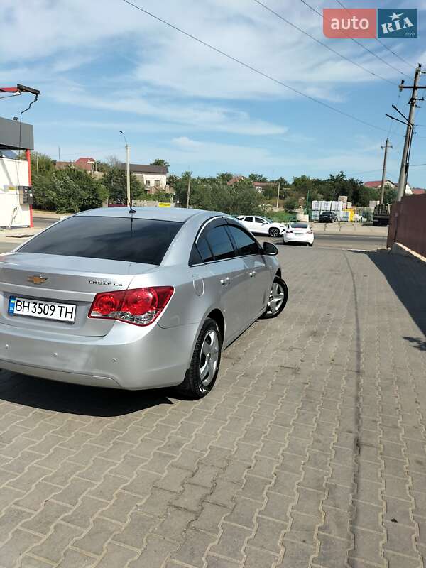 Chevrolet Cruze 2010