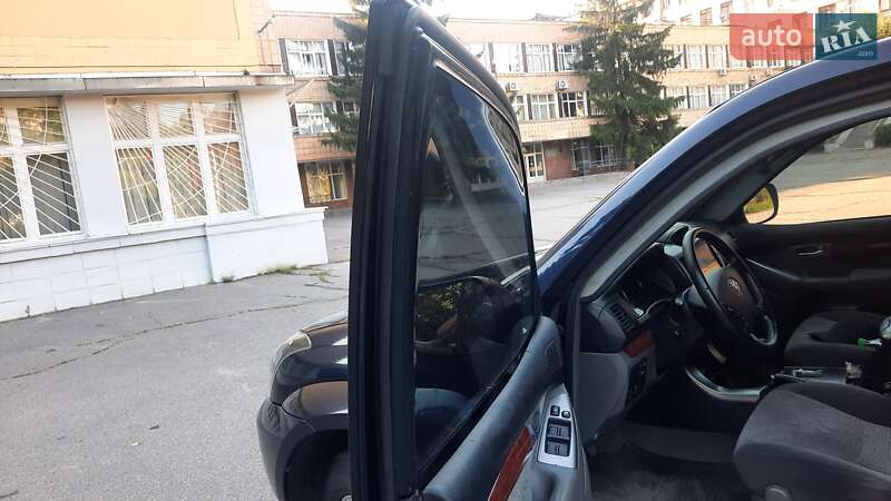 Toyota Land Cruiser Prado 2007