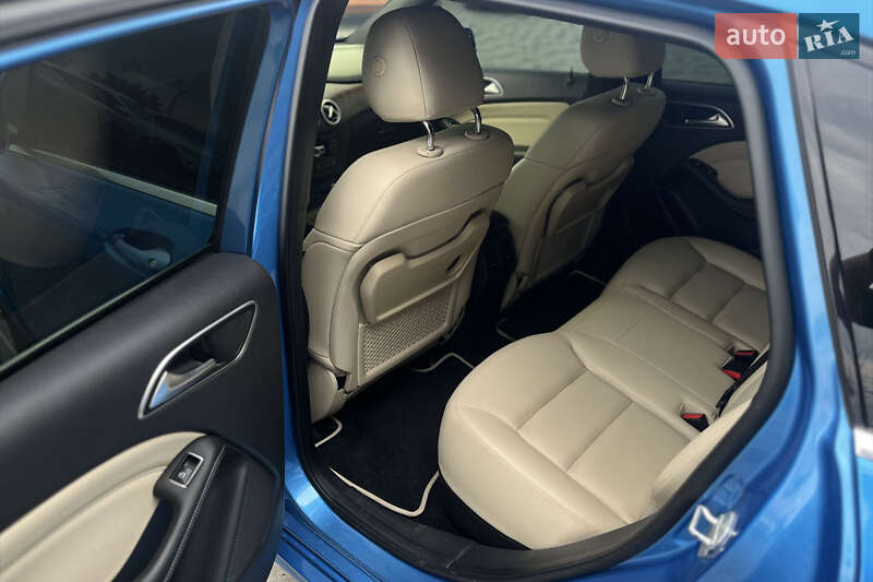 Mercedes-Benz B-Class 2014