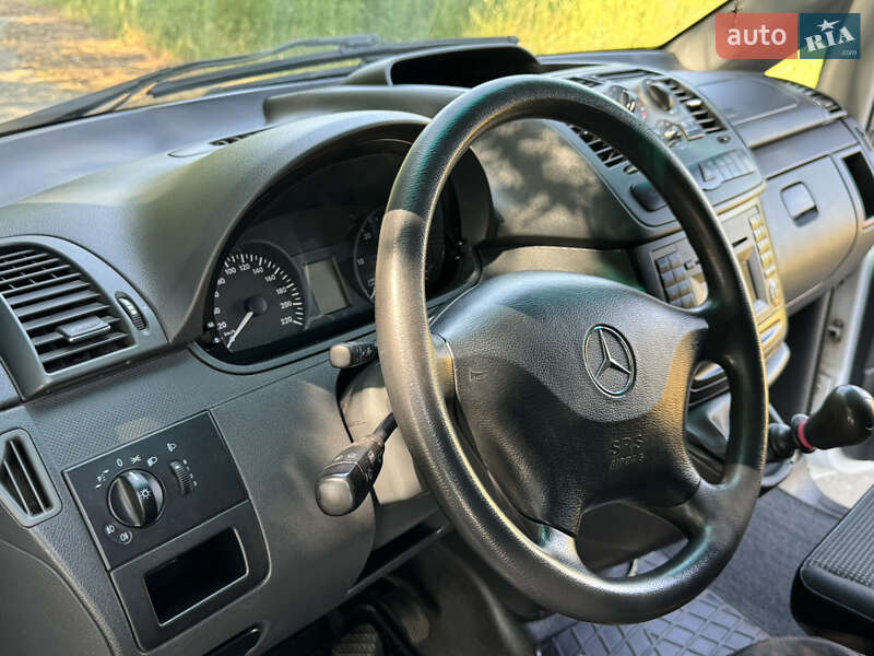 Mercedes-Benz Vito 2012