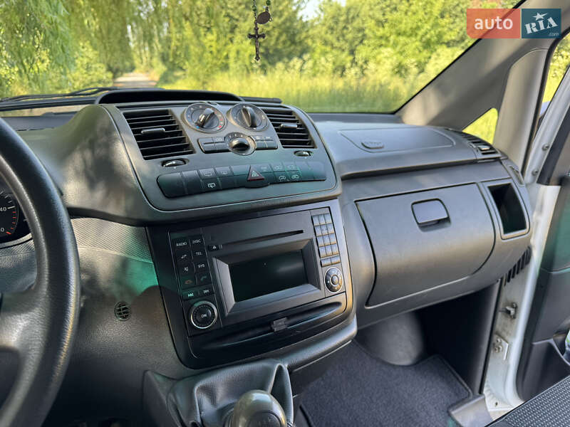 Mercedes-Benz Vito 2012