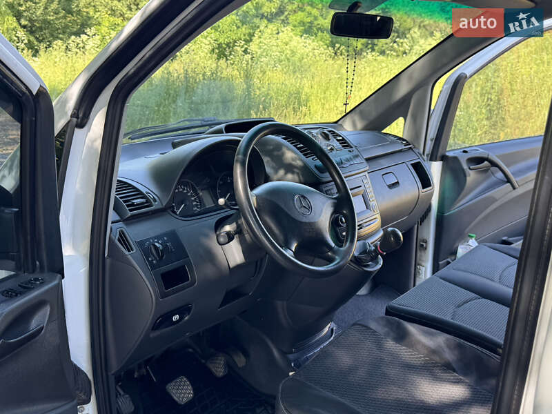 Mercedes-Benz Vito 2012