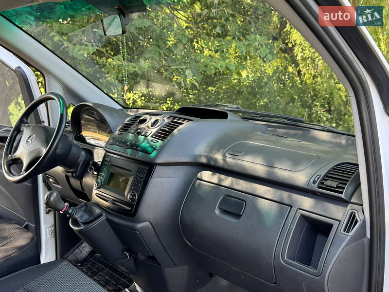 Mercedes-Benz Vito 2012