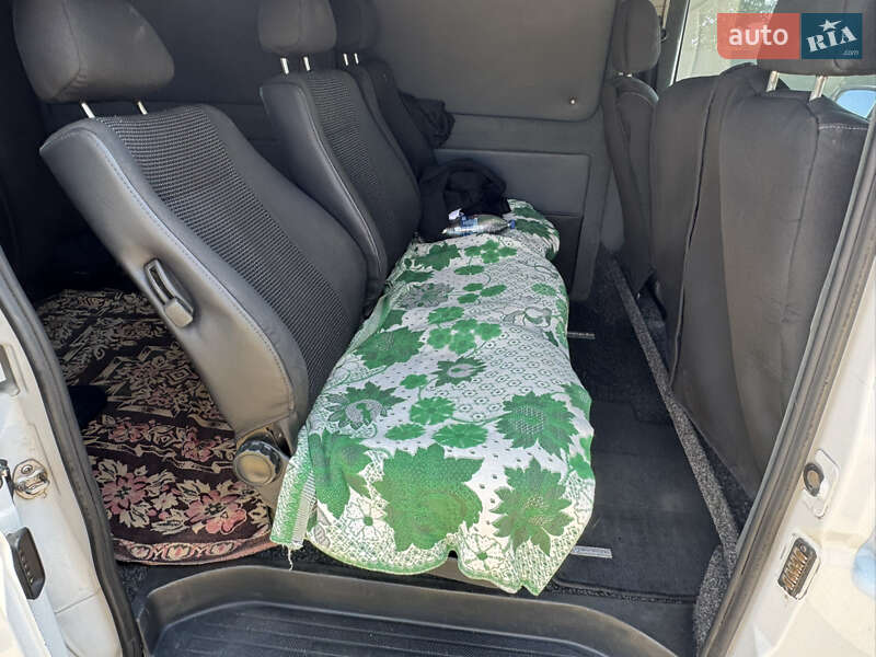 Mercedes-Benz Vito 2012