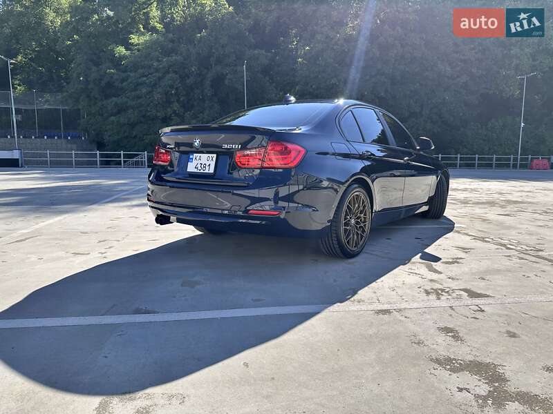 BMW 3 Series 2015
