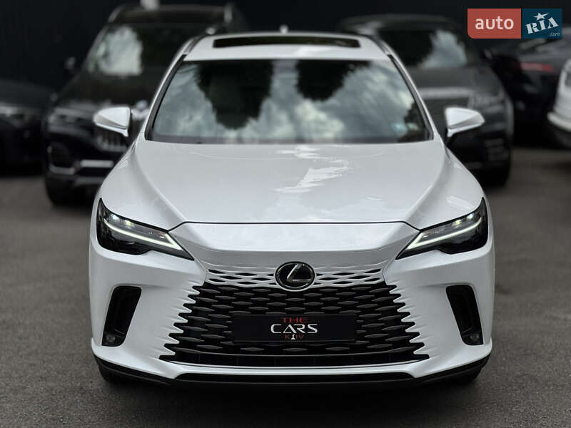 Lexus-28