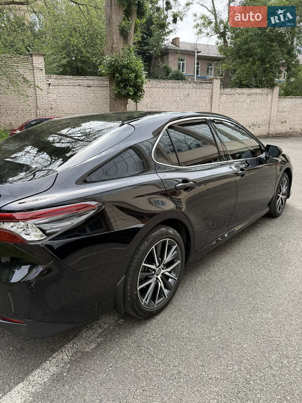 Toyota Camry 2022