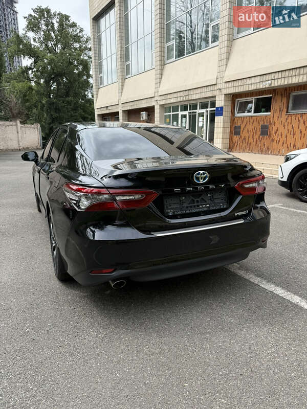 Toyota Camry 2022