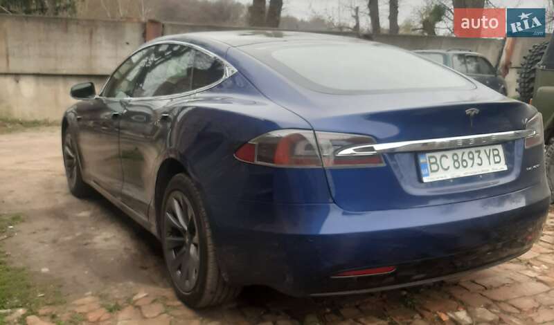 Tesla-4