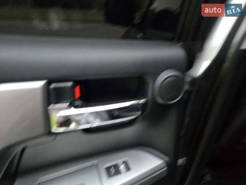 Toyota Land Cruiser 2012