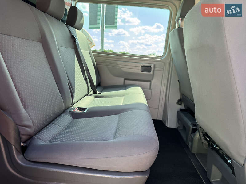 Volkswagen Transporter 2012