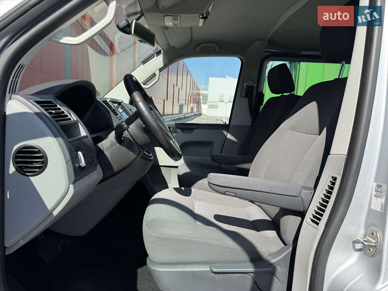 Volkswagen Transporter 2012