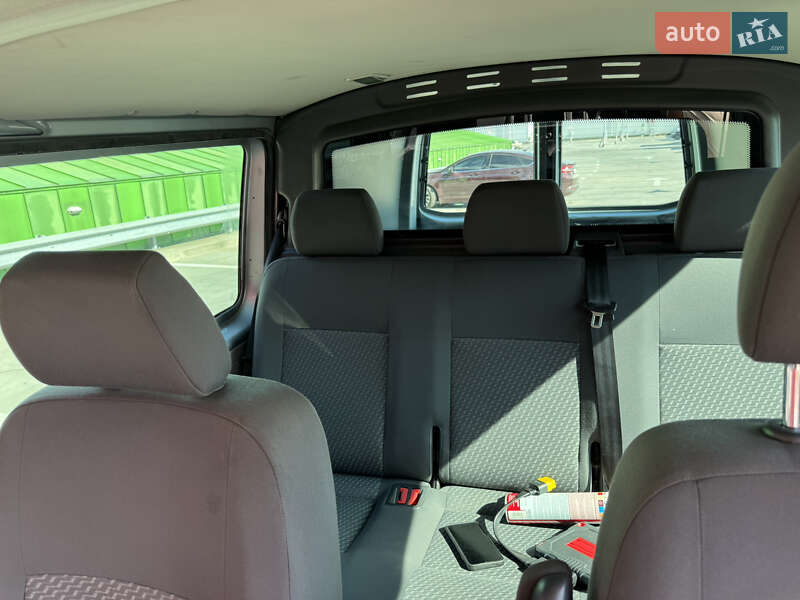 Volkswagen Transporter 2012