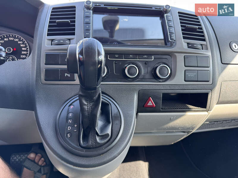 Volkswagen Transporter 2012