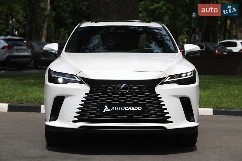 Lexus-20