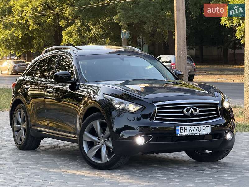Infiniti-32