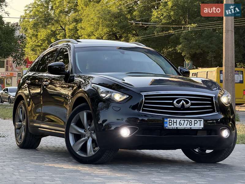 Infiniti-50