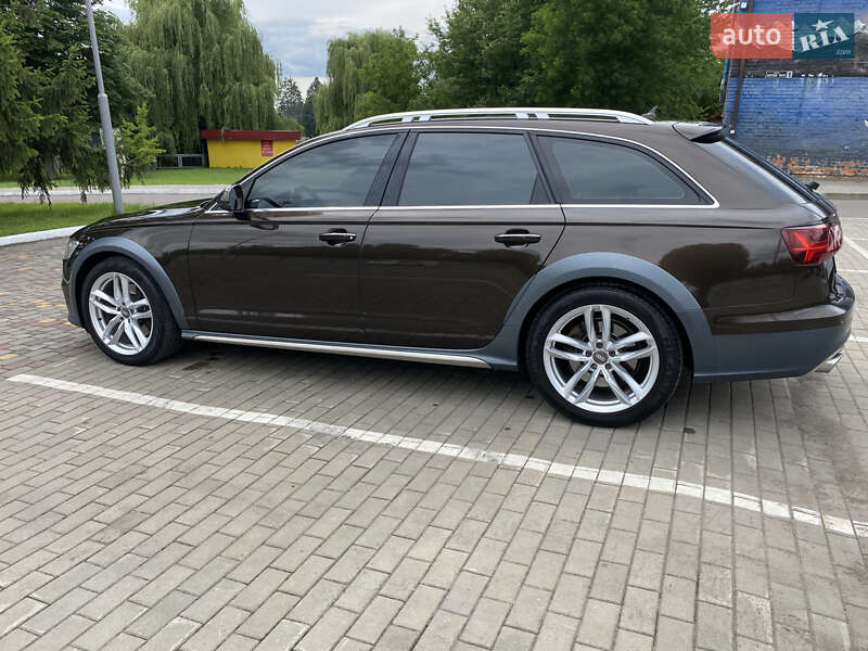 Audi-40