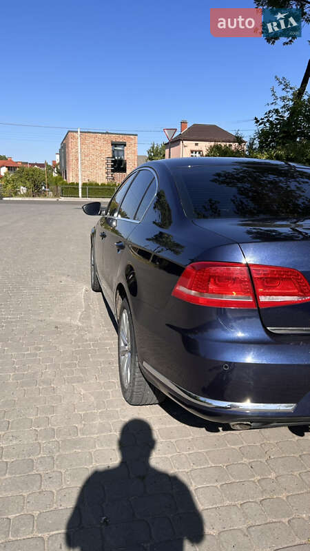 Volkswagen Passat 2011