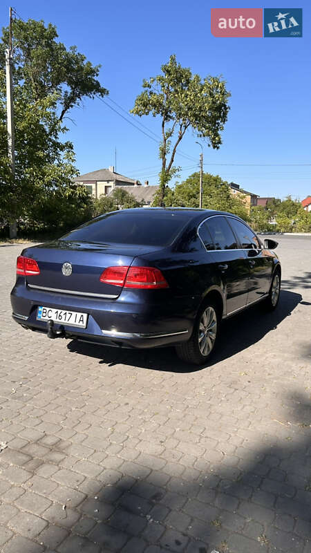 Volkswagen Passat 2011