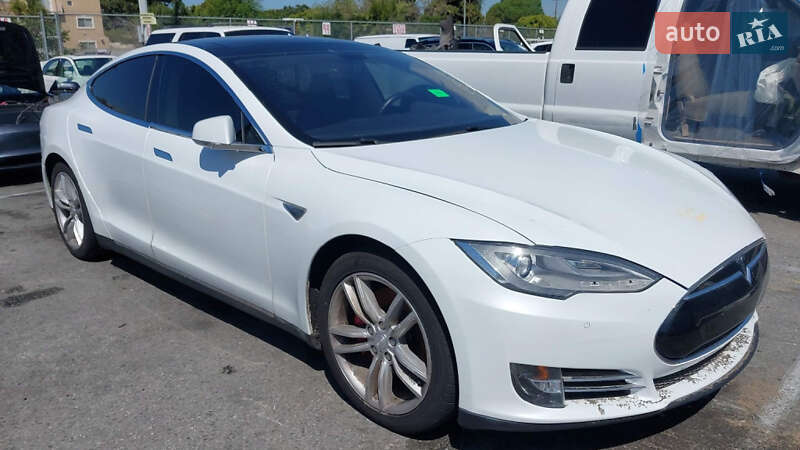 Tesla-1