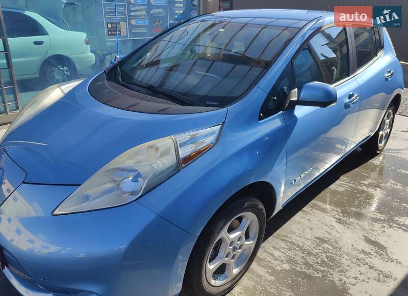 Nissan Leaf 2013