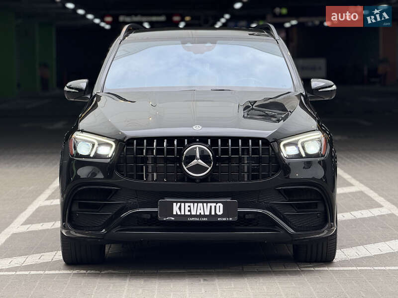 Mercedes-Benz-25