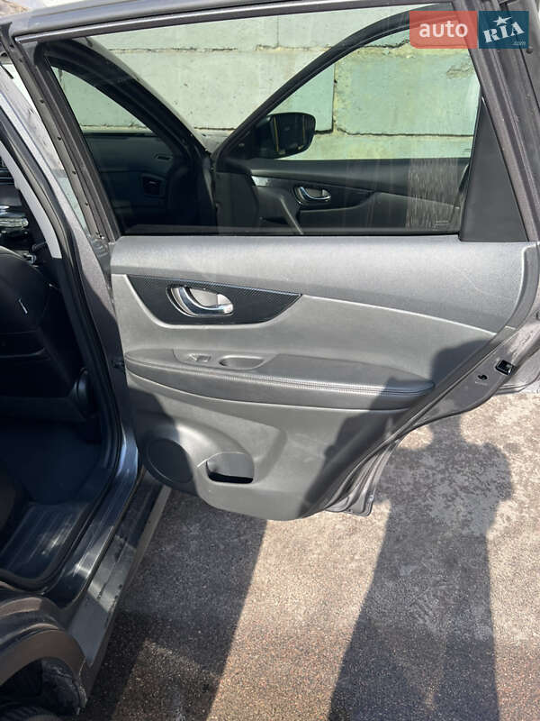 Nissan Rogue 2017