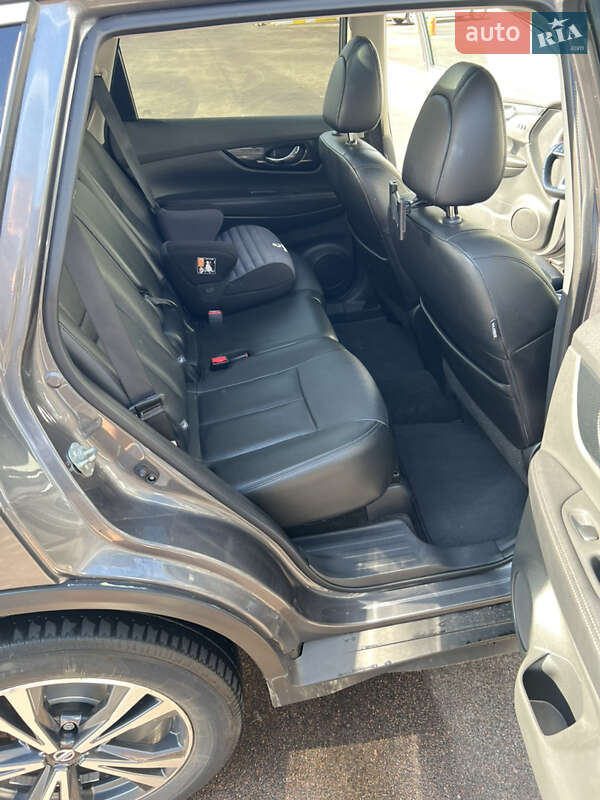 Nissan Rogue 2017