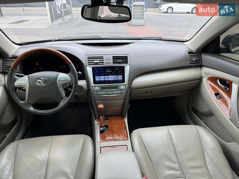 Toyota Camry 2008