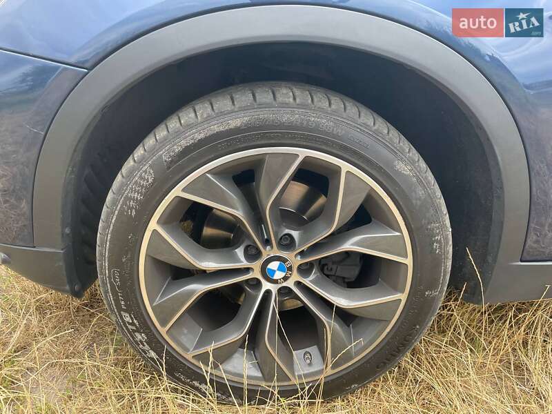 BMW-8