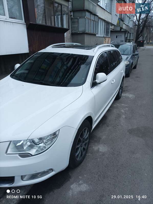 Skoda Superb 2012