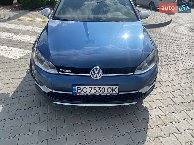 Volkswagen Golf 2016
