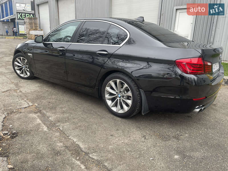 BMW 5 Series 2012