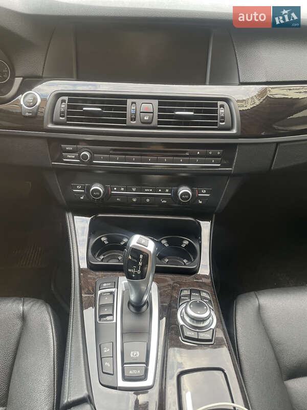 BMW 5 Series 2012