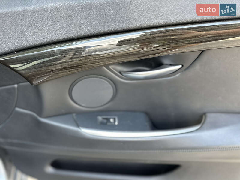 BMW 5 Series GT 2016