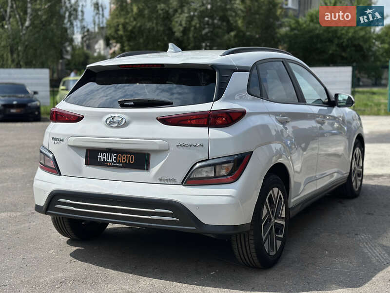 Hyundai-8
