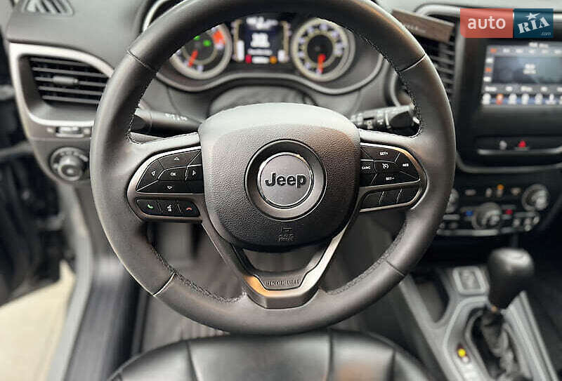 Jeep Cherokee 2019