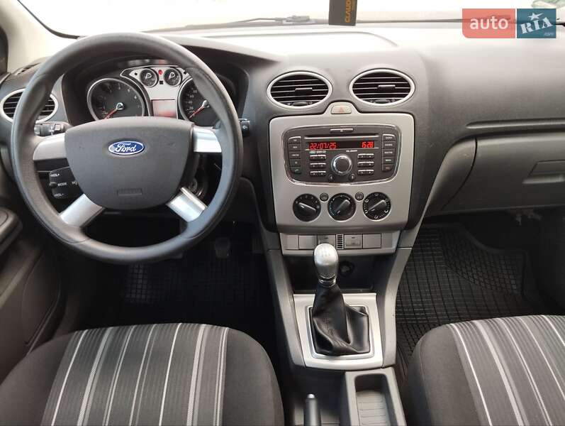 Ford Focus 2010