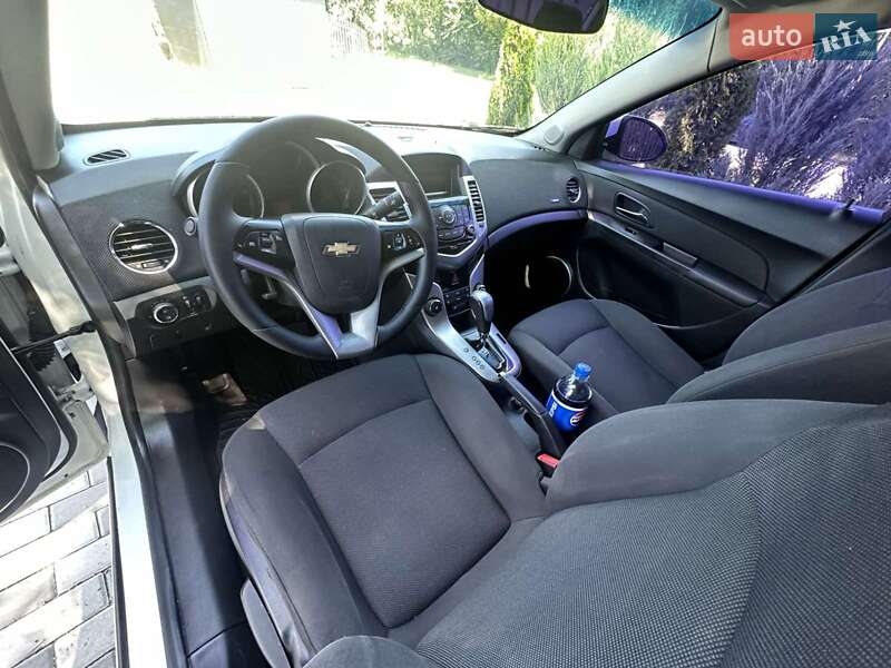 Chevrolet Cruze 2012