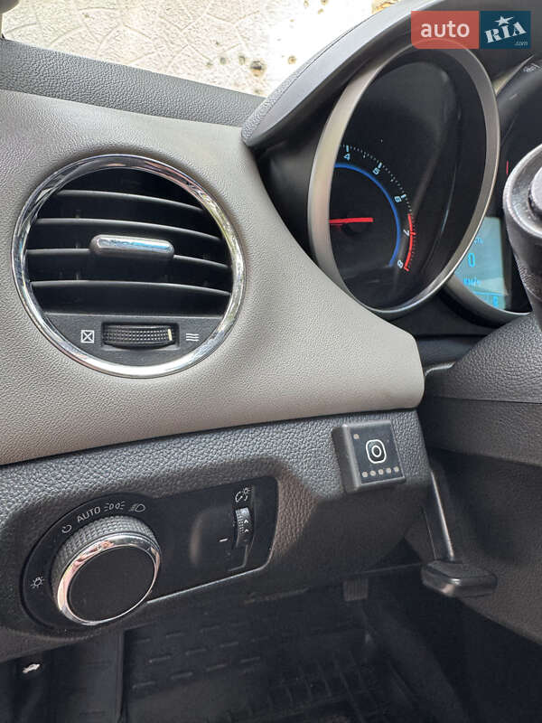 Chevrolet Cruze 2012