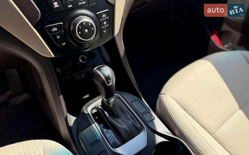 Hyundai Santa FE 2017